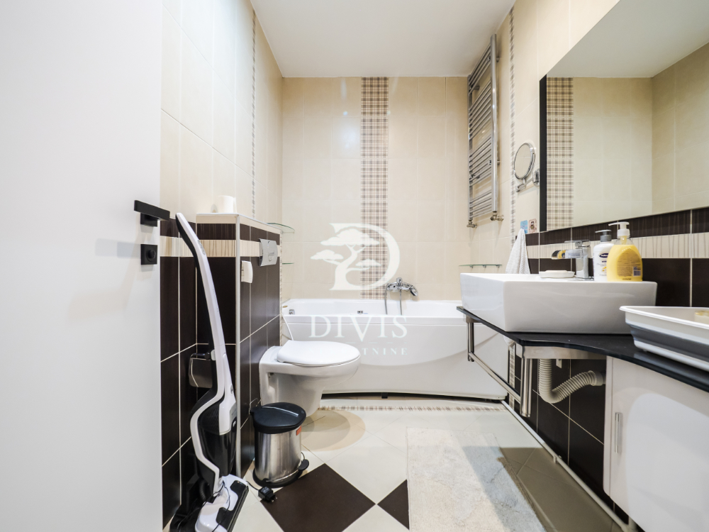 Slika 4 - Vladmira Popovića,  Stan na prodaju, 139m2, 810.000€